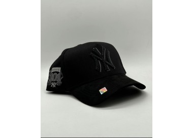 GORRA KEVIN HATS / NY CRYSTALS BLACK